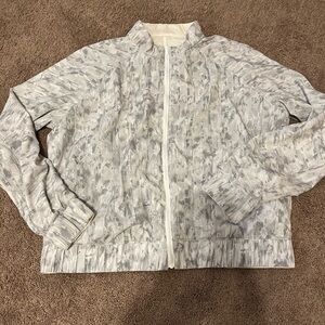 Lululemon reversible bomber jacket size 10